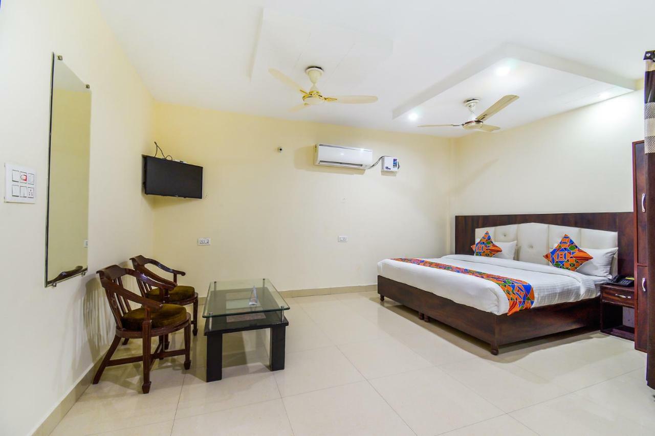 אמריצר Fabhotel Js Regency Gt Road מראה חיצוני תמונה
